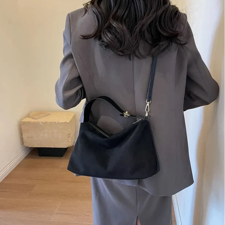 Aya - Sac cabas en daim